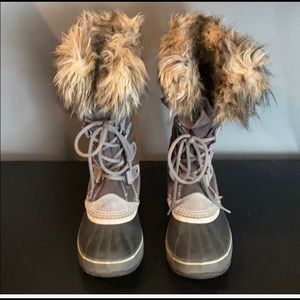 Sorel Joan of Arctic Boots